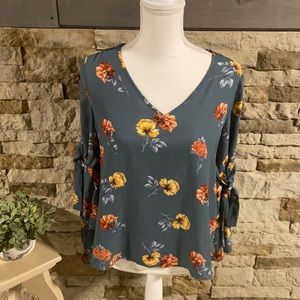 Sienna Sky Floral Long Sleeve Blouse Size Small